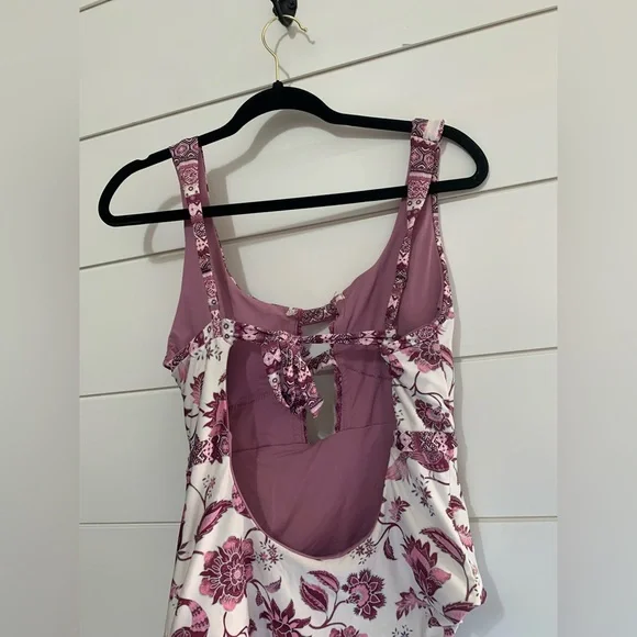 BECCA Tahiti Plunge One Piece Swimsuit M - Picture 8 of 12